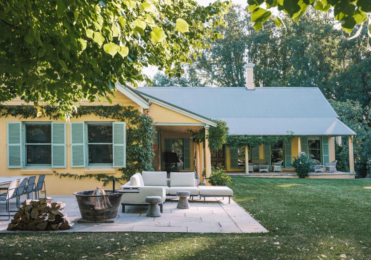 Mona Farm Hotel Braidwood Exterior photo