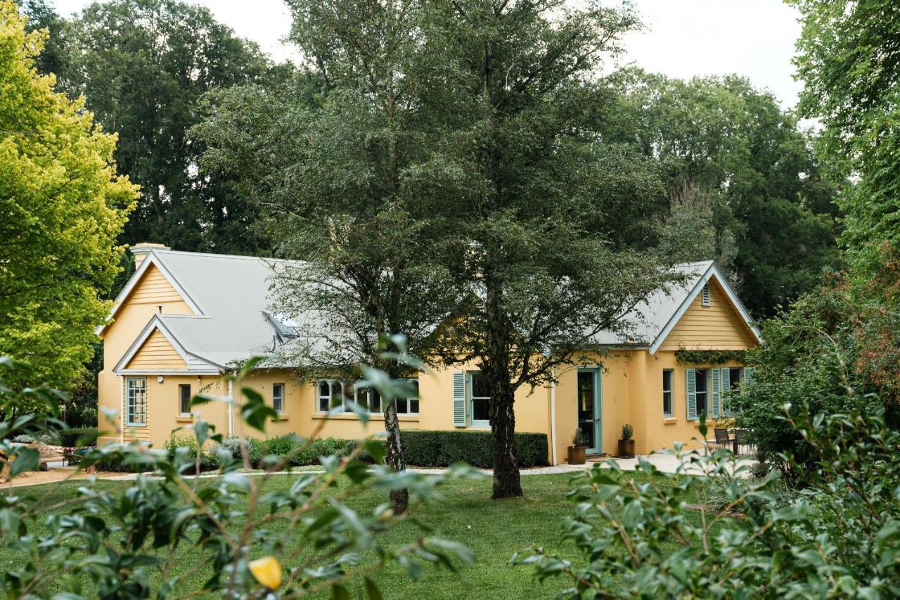 Mona Farm Hotel Braidwood Exterior photo