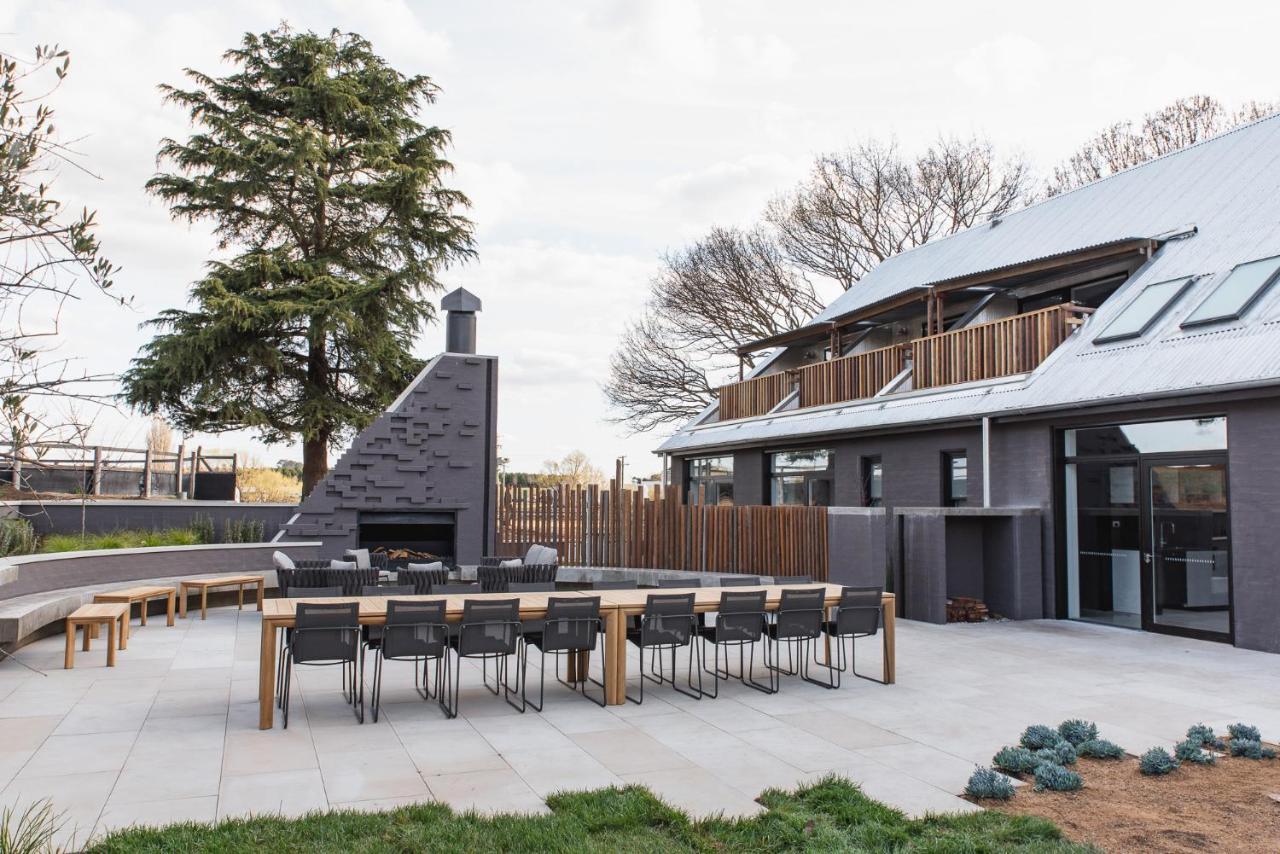 Mona Farm Hotel Braidwood Exterior photo